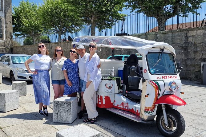 Porto: tuk tuk adventure tours old town 1h - Porto’s old town in one hour: what this tuk tuk tour feels like