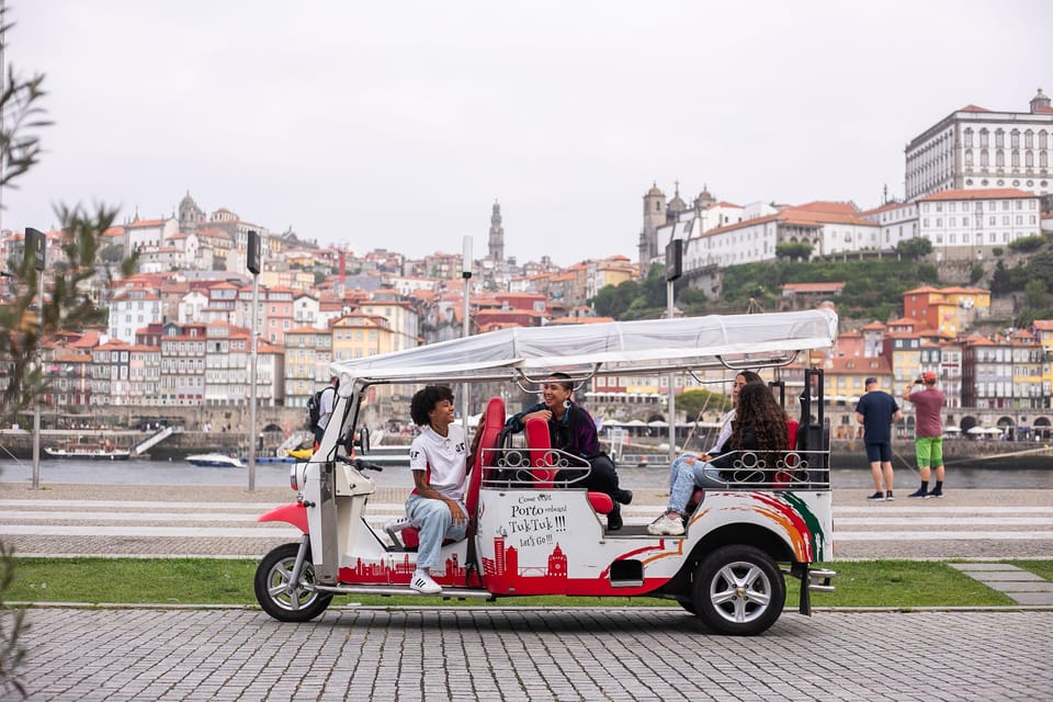 Porto: Tuk tuk Tours with Port Wine Tasting - Ribeira narrow streets and Douro views you can actually enjoy