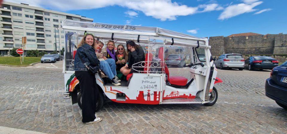 Porto: Tuk tuk Tours with Port Wine Tasting - Luís I Bridge: architecture first, then photos