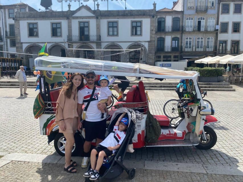 Porto: Tuk tuk Tours with Port Wine Tasting - Serra do Pilar panoramas: the viewpoint payoff