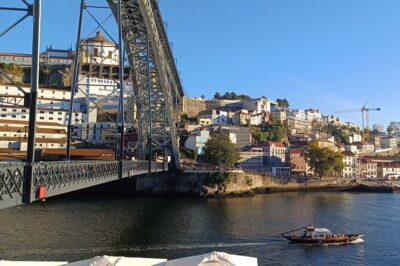 Porto, unveiling the city | walking tour | city gems - How the 3-hour route keeps moving (without feeling like a sprint)