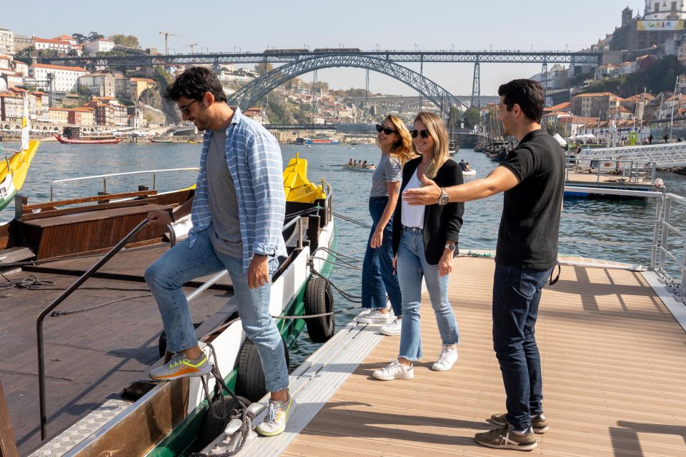 Porto: Walking Tour, Lello Bookshop, Boat and Cable Car - São Bento Station and Sé: Short Passes That Still Give Context