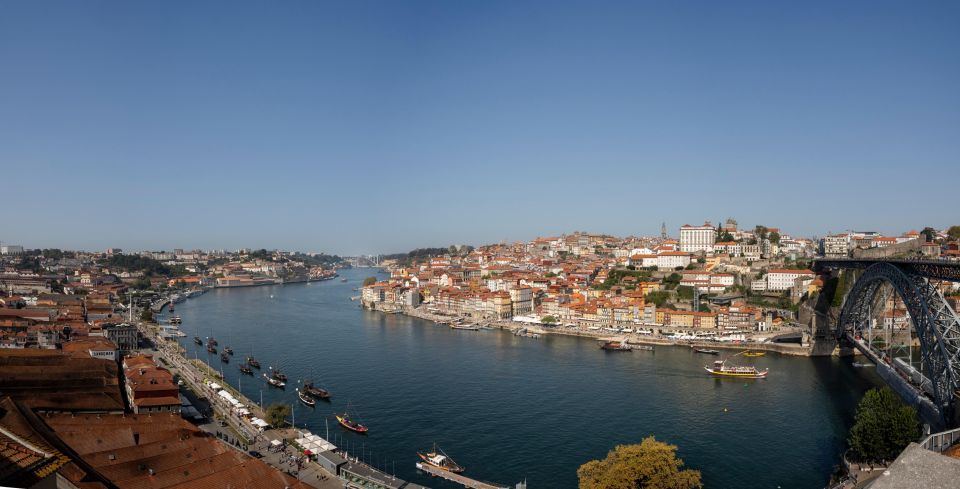 Porto: Walking Tour, Lello Bookshop, Boat and Cable Car - Pace, Standing Time, and Group Rhythm (What You’ll Feel in Your Feet)