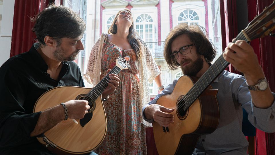 Porto: What is Fado? Commented Live Concert with Port Wine - Who This Works For (and When to Choose Something Else)