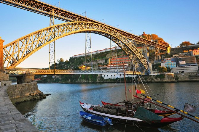 Porto: Wine and cheese tasting on a sailboat on the Douro River - Key takeaways before you go