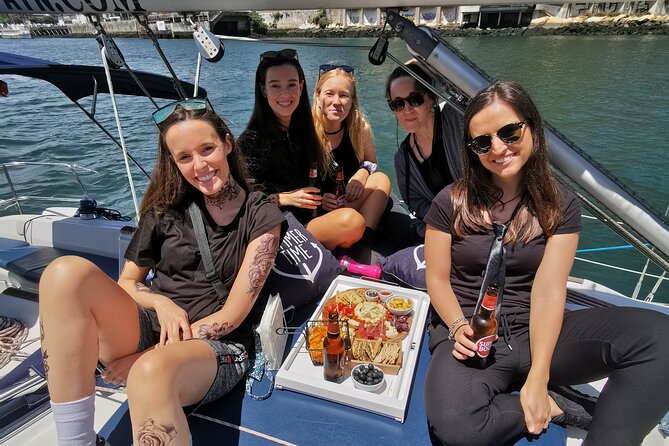 Porto: Wine and cheese tasting on a sailboat on the Douro River - Who this sailboat wine-and-cheese cruise is best for