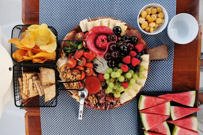 Porto: Wine and cheese tasting on a sailboat on the Douro River - Should you book this Porto Douro wine-and-cheese sail?