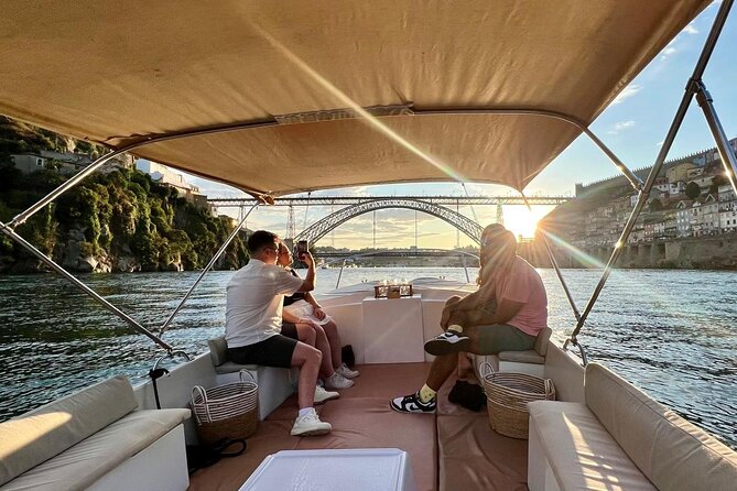 Porto:Douro River boat tour under the 6 bridges - The six bridges stretch: why this Douro route is worth your time