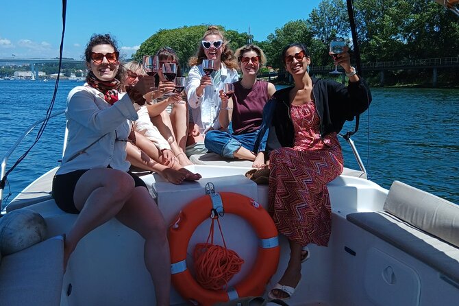 Porto:Douro River boat tour under the 6 bridges - Port tasting onboard: what’s included and why it’s better than a quick sip