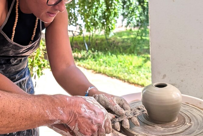 Pottery workshop in the Algarve - Should you book this Silves pottery workshop with AlgarvianRoots?
