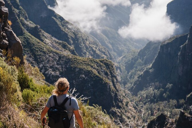 PR1 Pico do Arieiro Self-Guided Hiking Transfer (Morning slot) - Timing, Mobility, and What You Should Really Bring