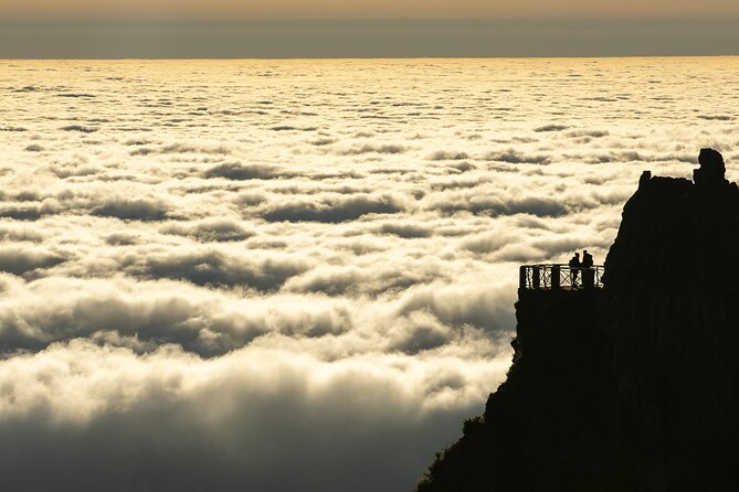 PR1 Sunrise Pico do Arieiro Self-Guided Hiking Transfer - How the Sunrise Transfer Works From Funchal