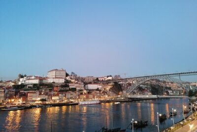 Premium Porto Private Day Trip from Lisbon with Local Guide - Sao Bento Railway Station: Free Tiles, Fast Photos, Big Personality