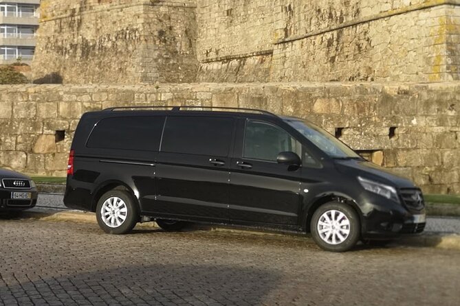 Privat Faro Airport to Alvor Portimao Praia Rocha Ferragudo 1 way - Where the Driver Meets You: Cafe Central in Faro