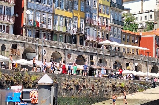 Private 6 Bridges Cruise with Tapas and Port Wine - Tapas, Port Wine, and Sparkling or Rosé: Not an Afterthought
