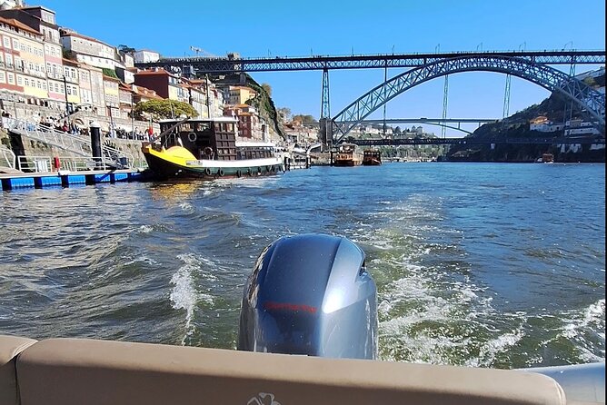 Private 6 Bridges Cruise with Tapas and Port Wine - Comfort and Hosting: Why Susana and Sérgio Matter