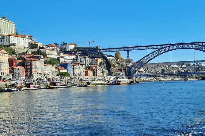 Private Airport Transfer: Porto (24/7 Mercedes VIP Service) - Flight delays and early departures: how they reduce the stress
