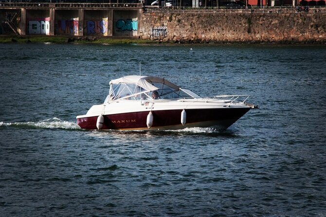 Private Boat Tour 6 Bridges and Ribeira option Sunset up to 6px - Freixo to Ribeira: Upstream bridge views and classic quays