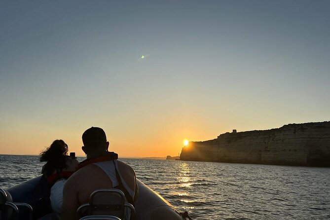 Private Boat Tour through the Benagil Caves - Portimão’s Clube Naval start: getting on the right boat