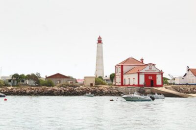 Private Catamaran Boat Tour - Ria Formosa - Ilha Deserta (Ilha da Barreta): the deserted-island beach break
