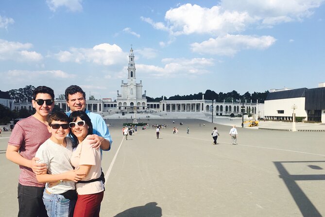 Private Day Tour With Guide to Fatima, Batalha, Nazaré and Obidos - Before you go: think about your group comfort
