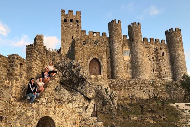 Private Day Tour With Guide to Fatima, Batalha, Nazaré and Obidos - Nazaré: lunch break plus the big-wave story