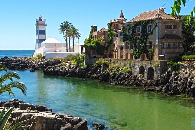 Private day trip Sintra Cascais Estoril coast from Lisbon - The stress-free Lisbon start: pickup and a driver-guide who sets the tone
