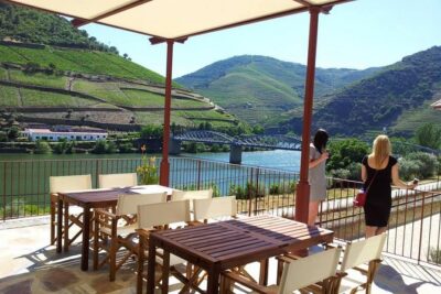 Private Douro Valley Wine Tour: 2 Wine Estates, Lunch and Cruise - Pickup, the drive to the Douro, and that mid-drive coffee break