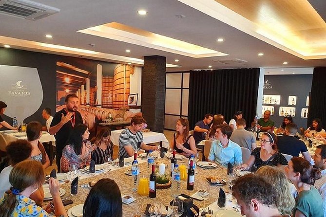 Private Douro Valley Wine Tour: 2 Wine Estates, Lunch and Cruise - The Porto walking tour bonus after your Douro day