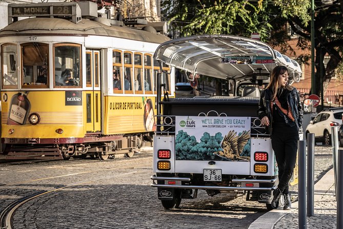 Private Eco Tuk Tuk Tour through the Heart of the City - Stop 1: Lisbon Cathedral from the outside (and why that’s enough)