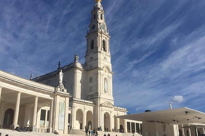 Private Fátima Half Day Tour - First stop at Magnificat Tours: orientation plus shopping time