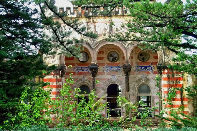 Private Getaway in Sintra - Through the Hills to the Coast - Biester Palace: a Romantic showpiece with art on the walls