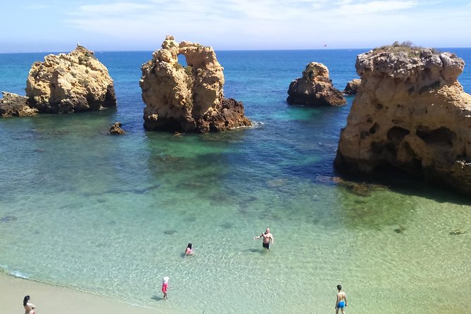 Private Guided Tuk Tuk Tour with pick-up and drop-off in Albufeira - Getting photos and recommendations without turning it into a scavenger hunt