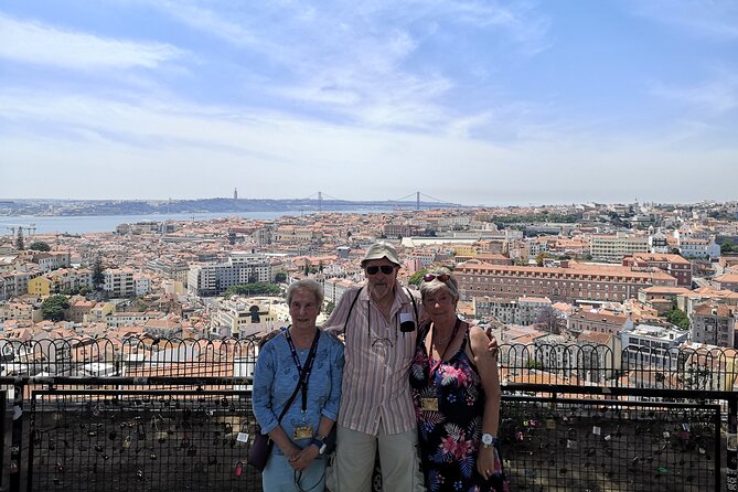Private Half Day Sightseeing Tour in Lisbon by Tuktuk - Food, drinks, and what’s actually part of the tour experience