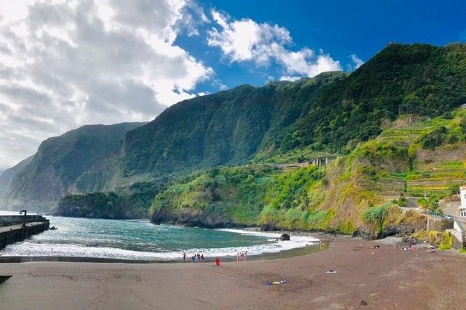 Private Jeep Tour: Amazing West Full-Day Tour incl Natural Pools - Seixal black sand and São Vicente wine: north coast flavor
