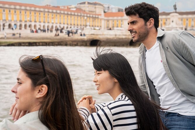 Private Lisbon 360º Guided Tour: Boat Trip, Bike, Walk & Tramway - The Elevador da Glória Moment: Views, Tram Plans, and the Real-World Twist