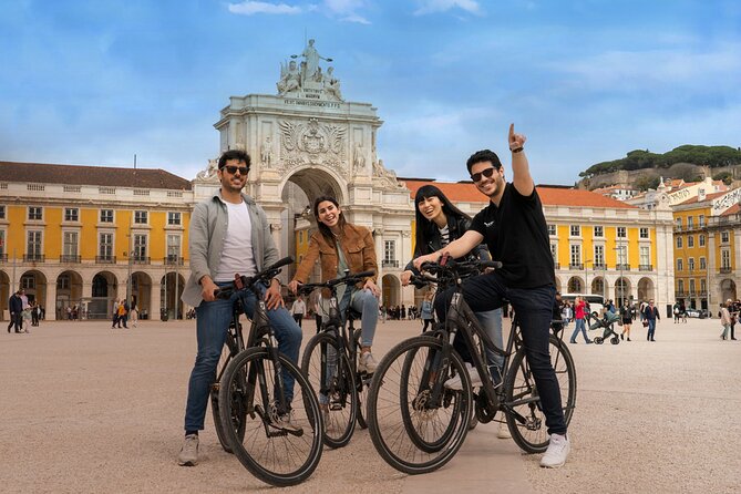 Private Lisbon 360º Guided Tour: Boat Trip, Bike, Walk & Tramway - Miradouro São Pedro de Alcântara: A Short Stop with Big Payoff