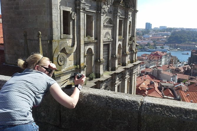 Private off the beaten Walking Tour Porto with a local expert - Stop 3: Livraria Lello—Architecture, Books, and Harry Potter Connections