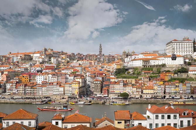 Private Porto Half-Day City Tour - Clérigos Tower and Igreja dos Clérigos: The Porto icon everyone recognizes
