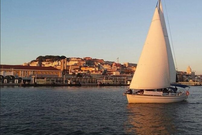 Private Sailing Cruise in Lisbon with Drinks - How the Crew Runs the Experience (and Why It Feels Private)