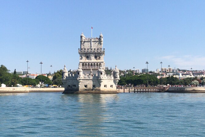 Private Sailing tour in Lisbon - Day Time, Sunset and Night - The route: what you’ll see from the river (and why it works)