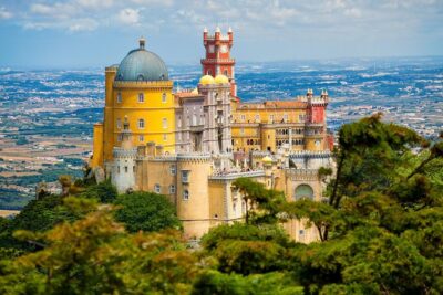 Private sightseeing Tour to Sintra and Cascais from Lisbon - Sintra Village Time Plus the Queluz Royal Residence Stop