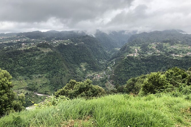 Private Tour North Madeira - Ponta Delgada: viewpoint Lombada and a village center pause