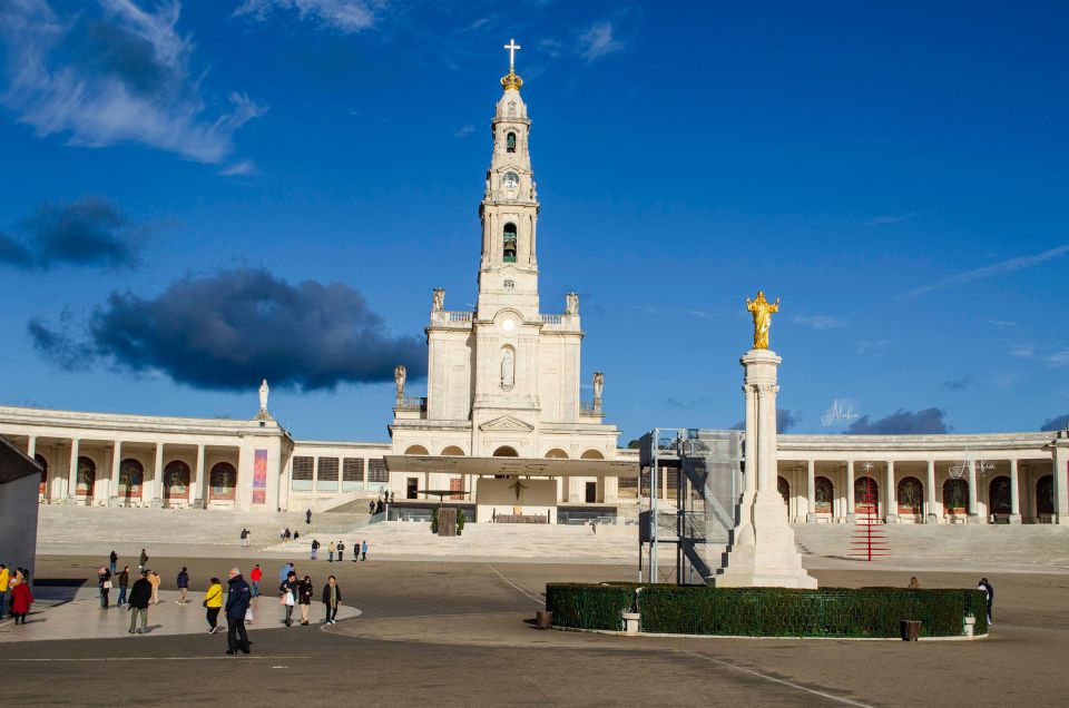 Private Tour of Fatima with Official Guide - Chapel of the Apparitions: the place where the story becomes real