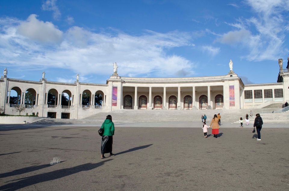 Private Tour of Fatima with Official Guide - How the 2.5 hours feel on the ground (and where you’ll get breathing room)