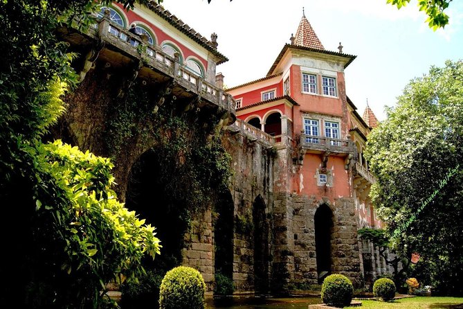 Private tour : Pena Palace , Regaleira , Sintra & Cascais - Sintra National Palace: a shorter stop with big payoff
