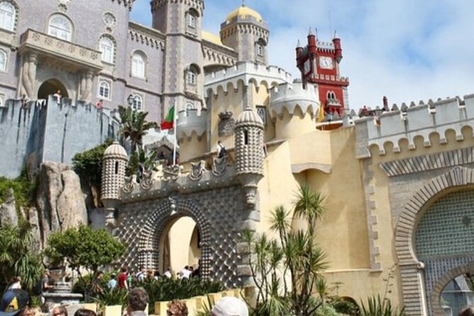 Private Tour Sintra & Cascais - Boca do Inferno and Cascais Bay: Rock Formations, Cafés, and Old-Seaside Vibes
