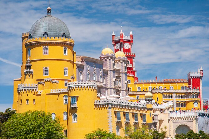 Private Tour to Sintra and Cascais - Centro Histórico de Sintra: what to do with your palace time