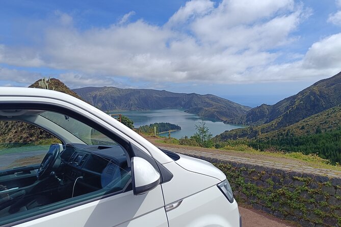 Private Tour Volcanic Lakes Sete Cidades and Lagoa do Fogo - Muro das Nove Janelas and Lagoa do Canário: heritage and quiet water