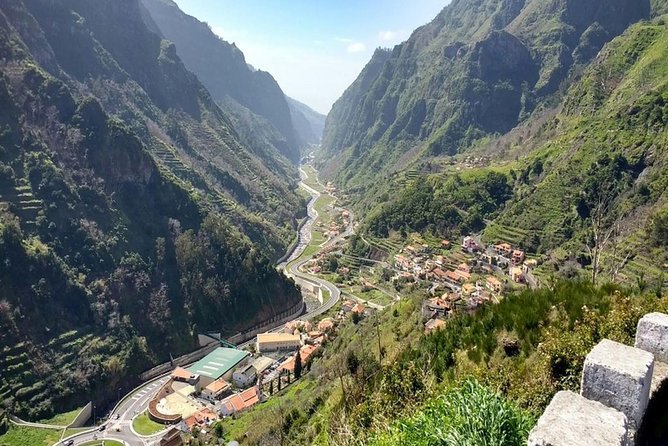 Private Tour West Madeira - Guides, driving, and how the day stays comfortable